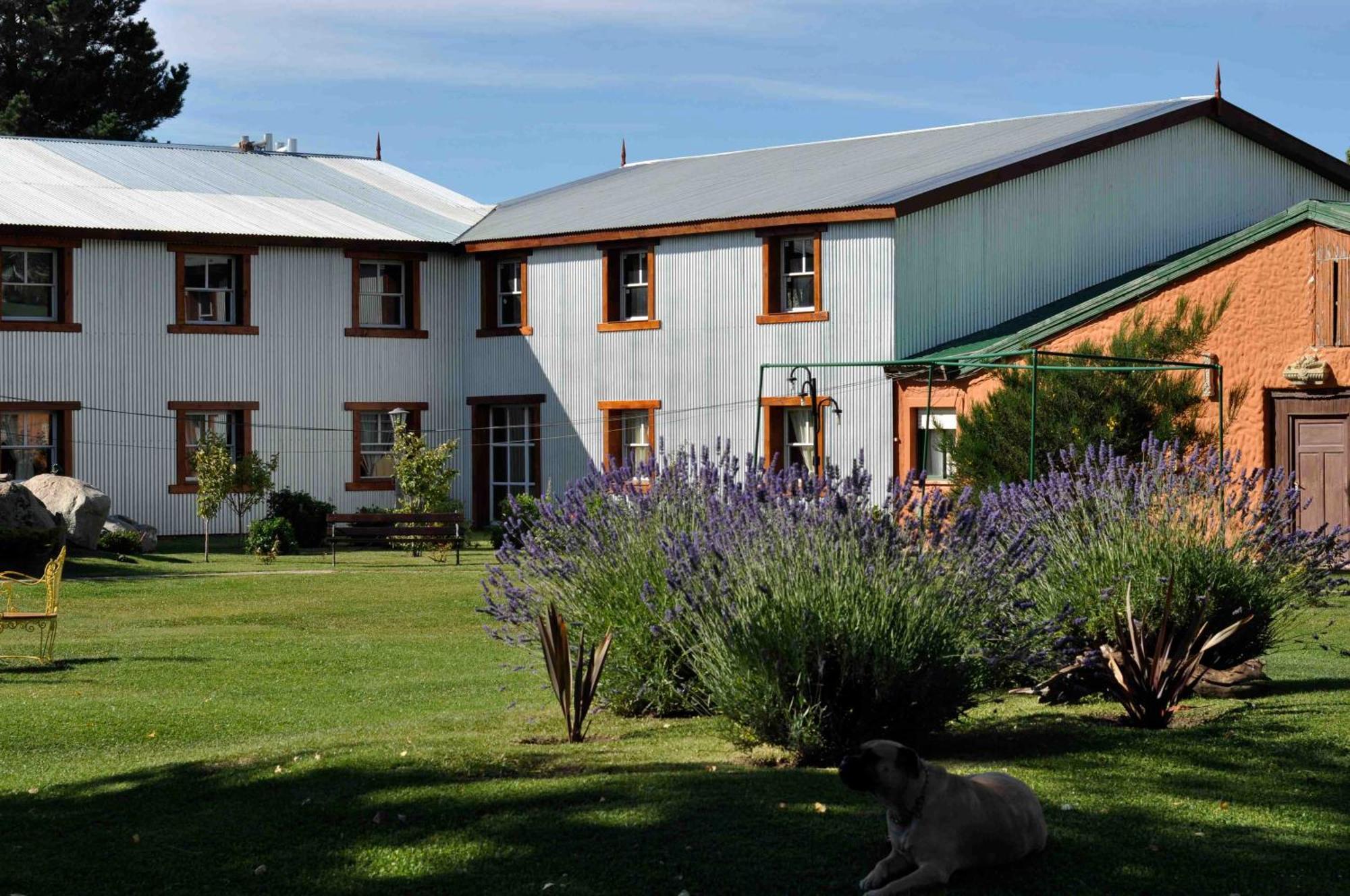Aparthotel "La Loma" - Vieja Casona à El Calafate Extérieur photo