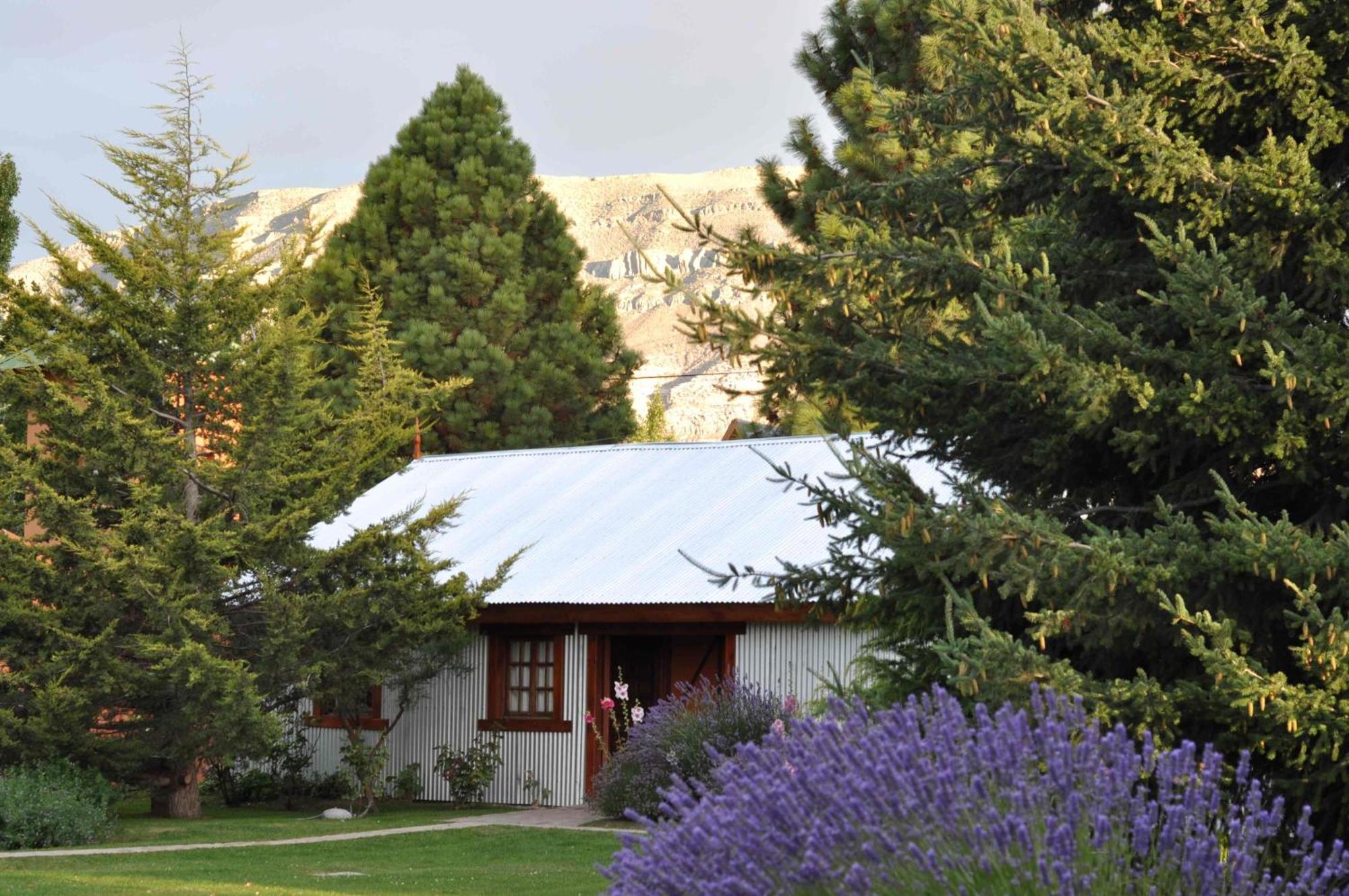 Aparthotel "La Loma" - Vieja Casona à El Calafate Extérieur photo