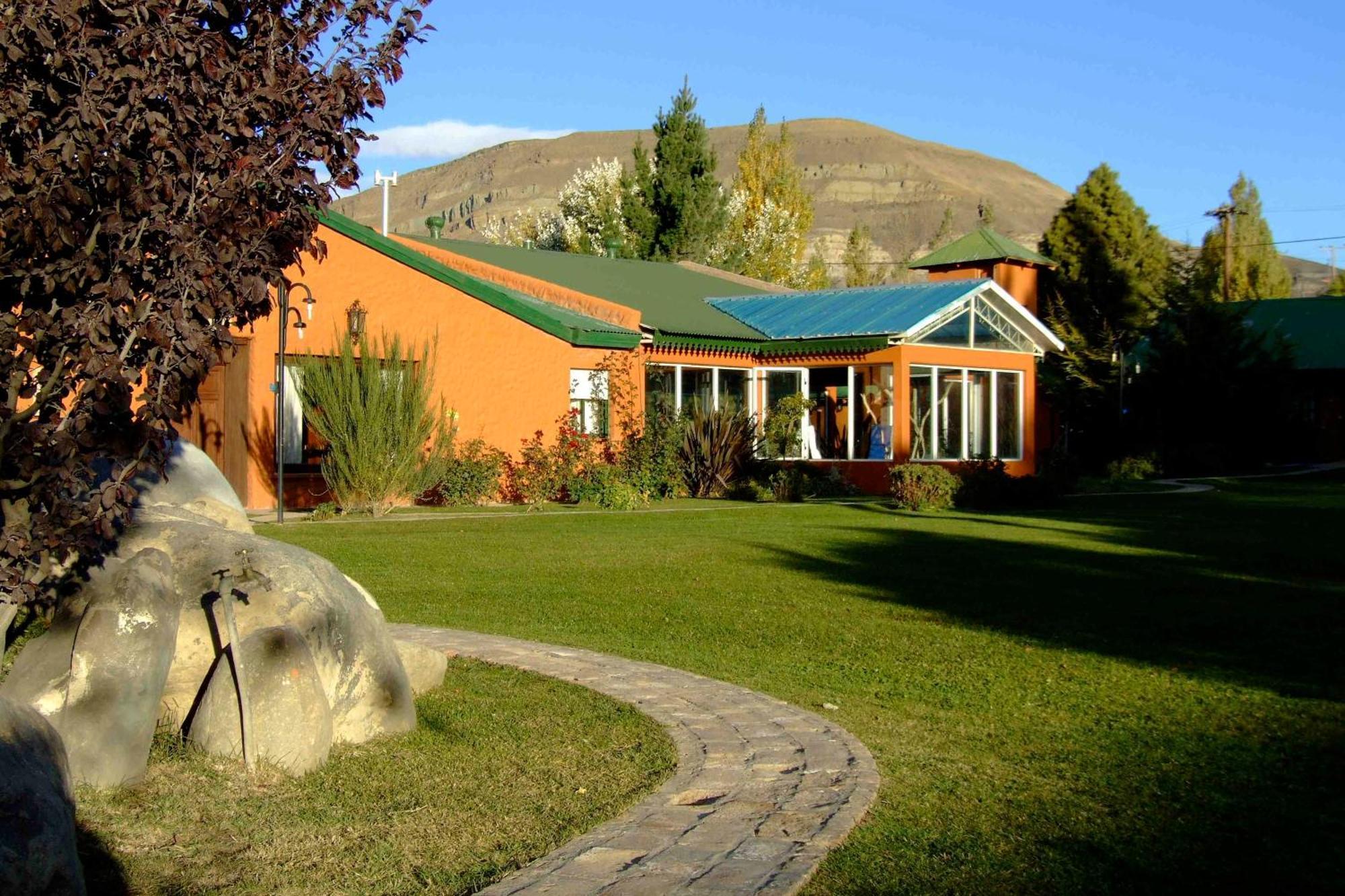 Aparthotel "La Loma" - Vieja Casona à El Calafate Extérieur photo